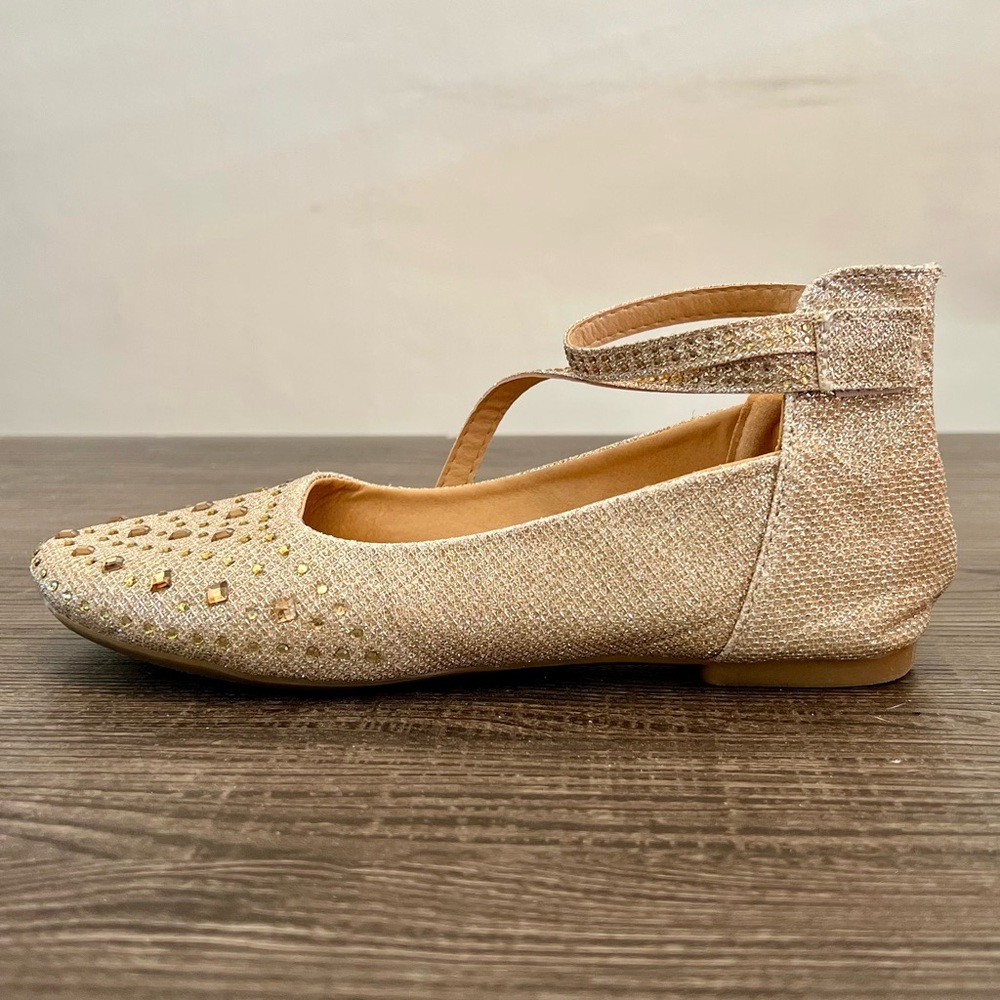 Belladia Gold Women's Flats